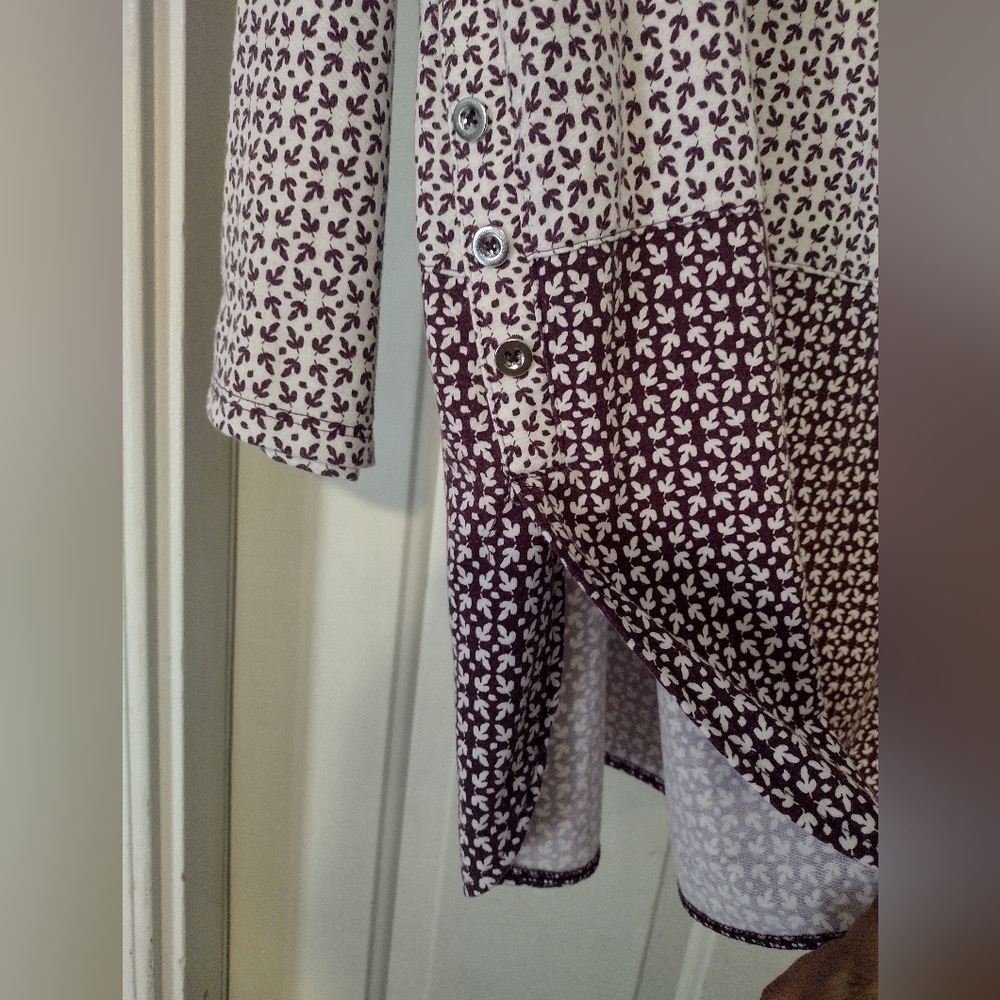 Croft & Barrow Purple and White Crew Neck Knit Top Multicolor Floral Design XL - Picture 3 of 5